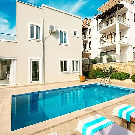 Sleeps 7 With Air Con And Wifi *