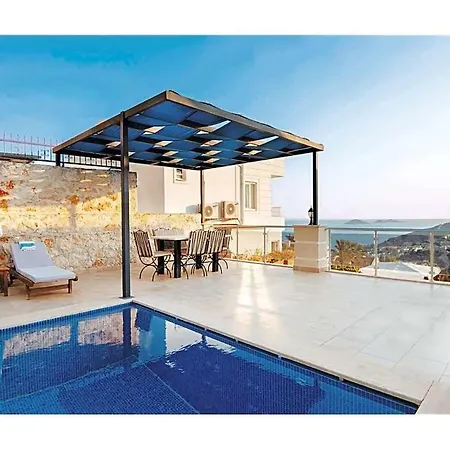 Villa Sleeps 7 With Air Con And Wifi